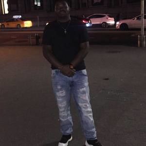 Meet your Posher, Brandon